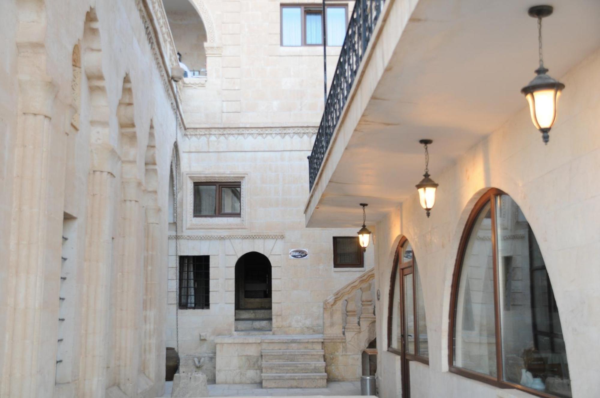 Zinciriye Hotel Mardin Extérieur photo